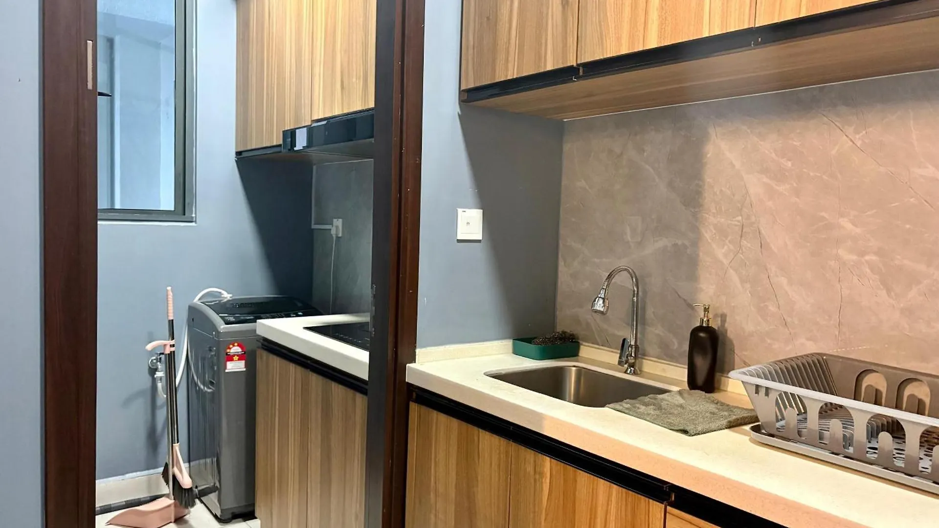 Apartment Kavenue Deluxe Room By Cse Donggongon